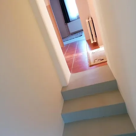 Apartment Piar